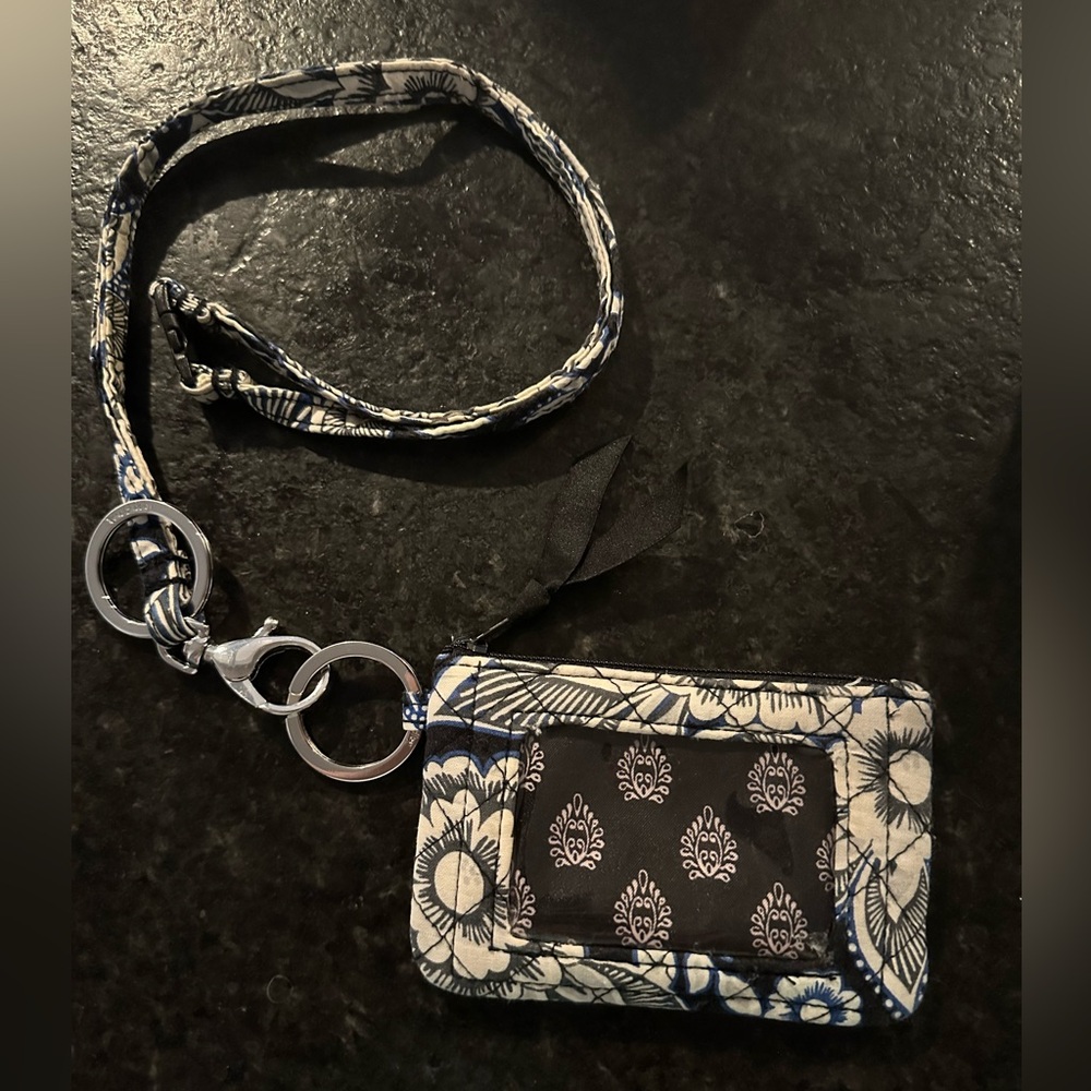 Vera Bradley Women's Cotton Zip ID Case with blue flowers !!
